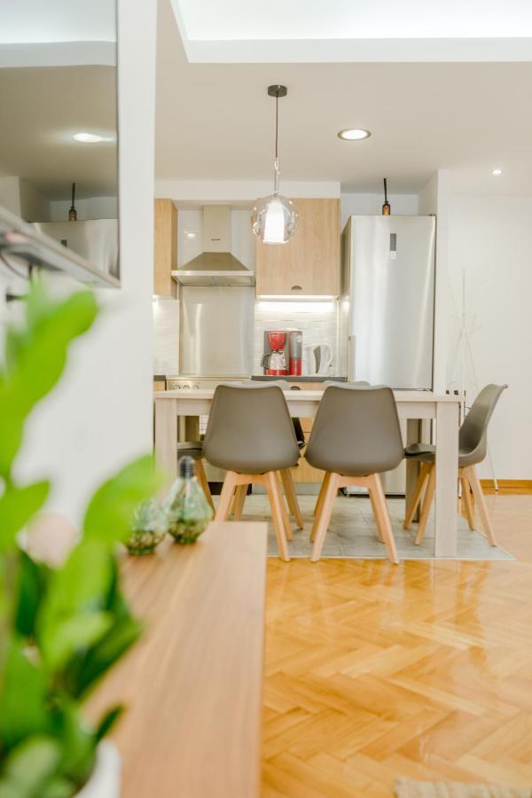 In The Shadow Of Acropolis - Spacious & Lovely Apt 雅典 外观 照片
